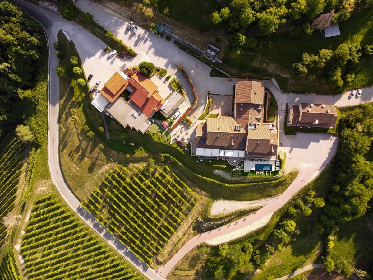 Villa Del Poggio Prosecco Bike Hotel San Pietro Di Feletto ภายนอก รูปภาพ